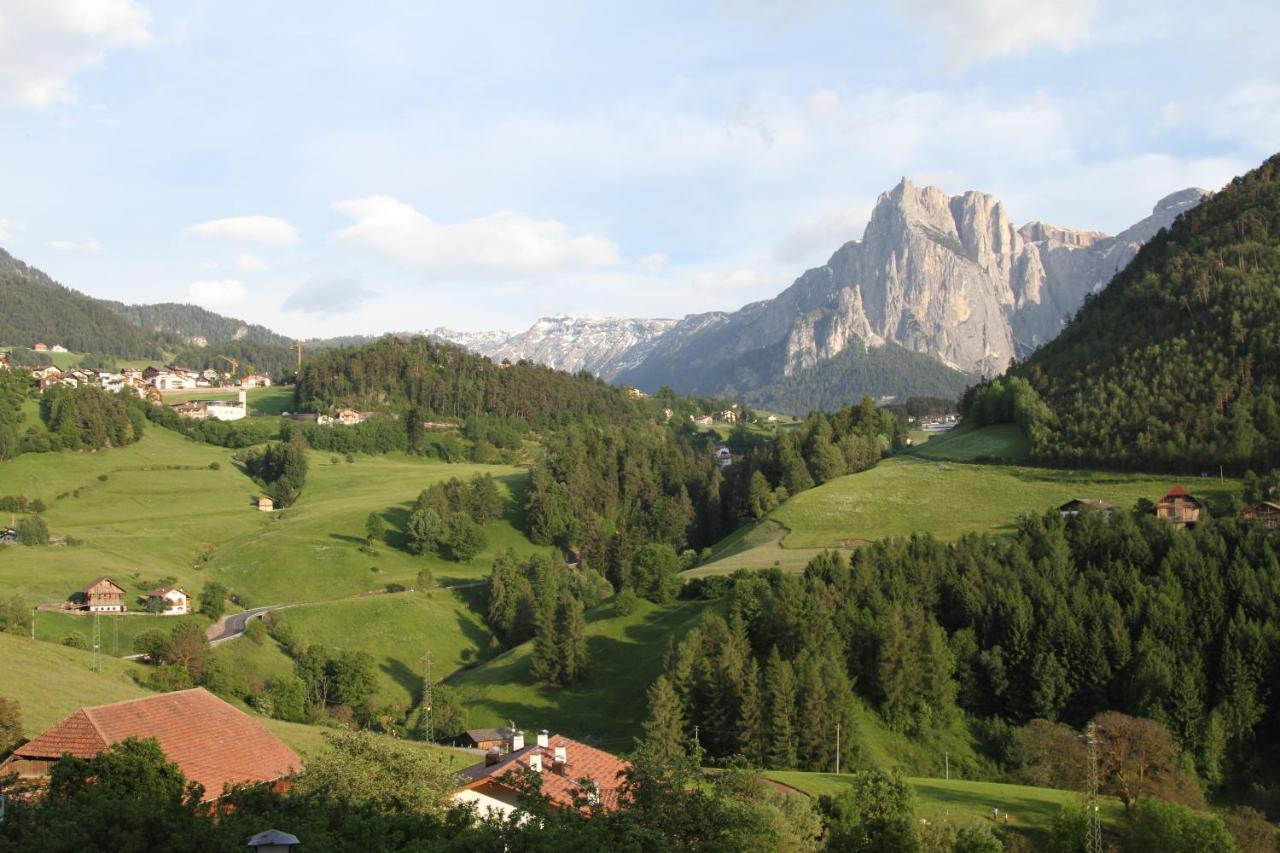 Hofer Hof Apartment Castelrotto Bagian luar foto